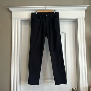 Lululemon Classic fit ABC pant 32” x 34” unworn.